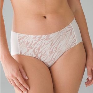 Soma Vanishing 360 Hipster in Rose Glow Sz Med